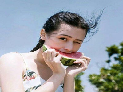 黑料正能量的地址入口,阳光正能量，一键获取！